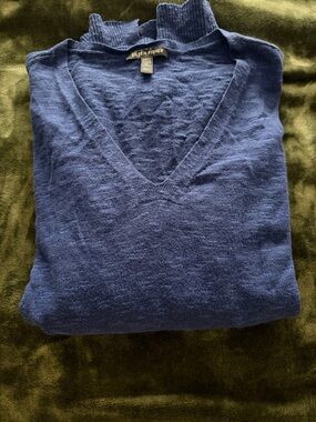 Eileen Fisher women’s V-Neck Sweater - Navy Blue